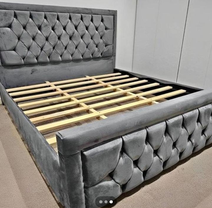 Heaven bed Uphulstored Chesterfield Bed - Sam Beds